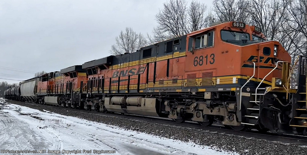 BNSF 6813